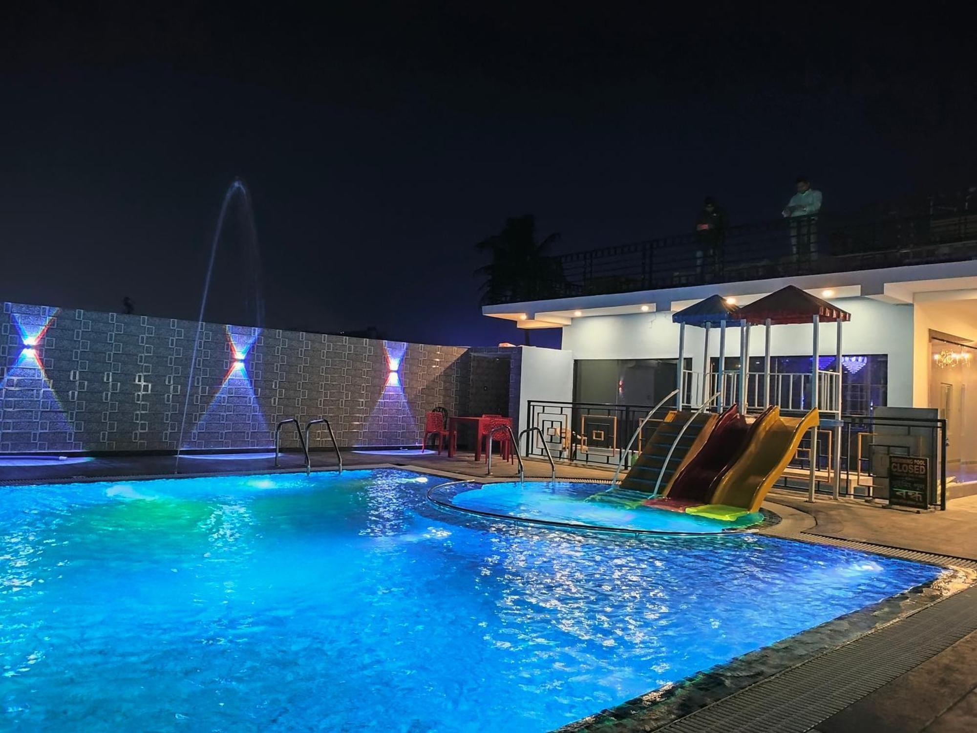 The Pelican Beach Resort Мандармони Екстериор снимка