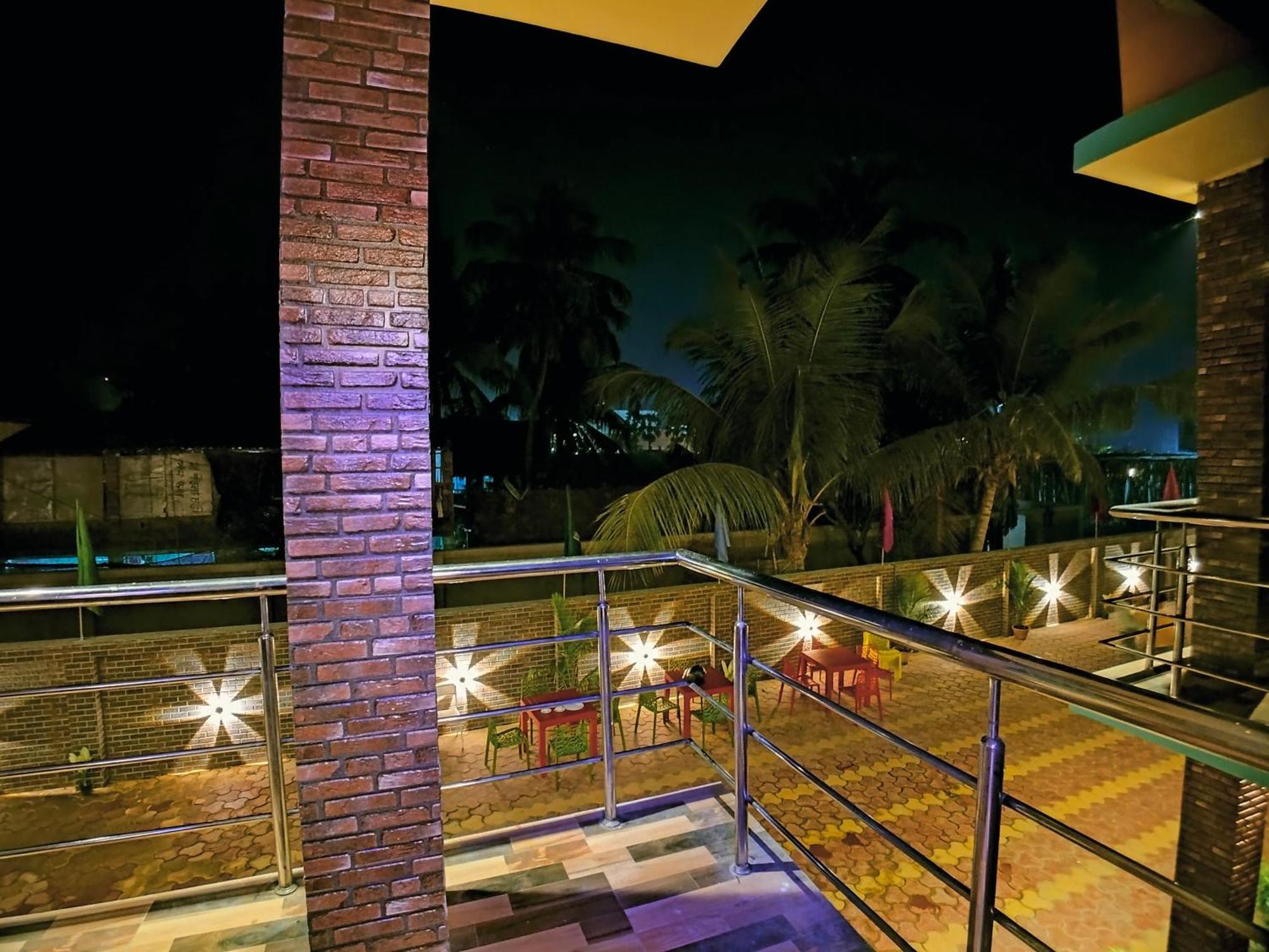 The Pelican Beach Resort Мандармони Екстериор снимка