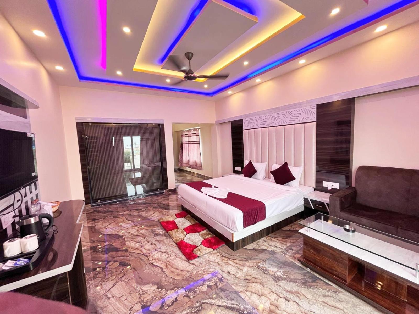 The Pelican Beach Resort Мандармони Екстериор снимка