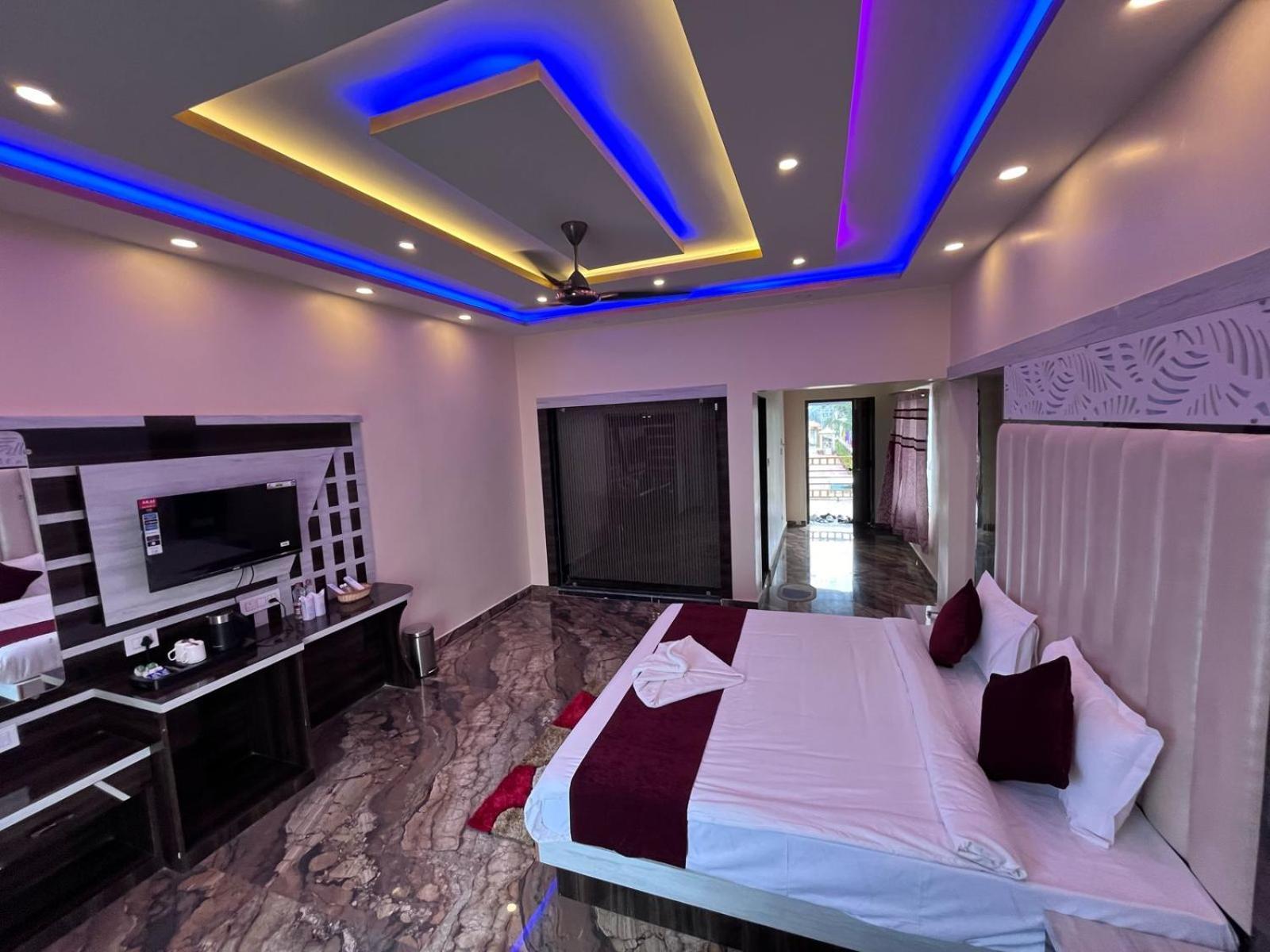 The Pelican Beach Resort Мандармони Екстериор снимка