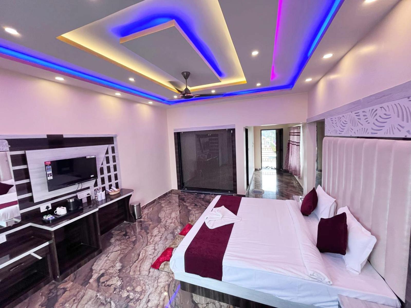The Pelican Beach Resort Мандармони Екстериор снимка