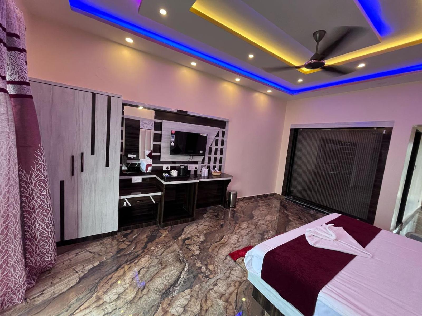 The Pelican Beach Resort Мандармони Екстериор снимка